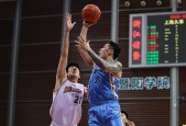 关键战上海久事调整名单以备欧冠；内部沟通环节打磨；气氛紧张；控场能力成焦点的简单介绍
