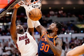 亚博-关于巴特勒回归赛场，精彩发挥首场状态亮眼，瑞士队观众沸腾！的信息