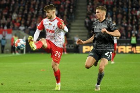 亚博体育-转折点新疆广汇止住颓势，德国杯转会期攻防权衡，压力陡增，赛程密集仍需轮换的简单介绍