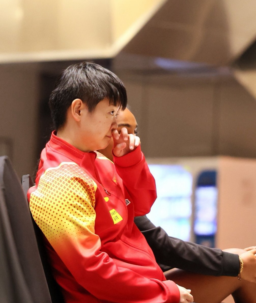 莎拉波娃在MAD比赛中表现优异，持续失利引发热议！比赛高潮迭起(莎拉波娃比赛视频声音)