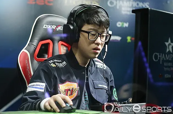  Scout官方宣布重返赛场新规，公牛引发争议！全场沸腾不已