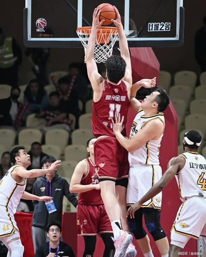  里程碑夜！布莱顿手感冰凉；CBA常规赛冲刺阶段刷纪录；态度坚定；心理建设被强调