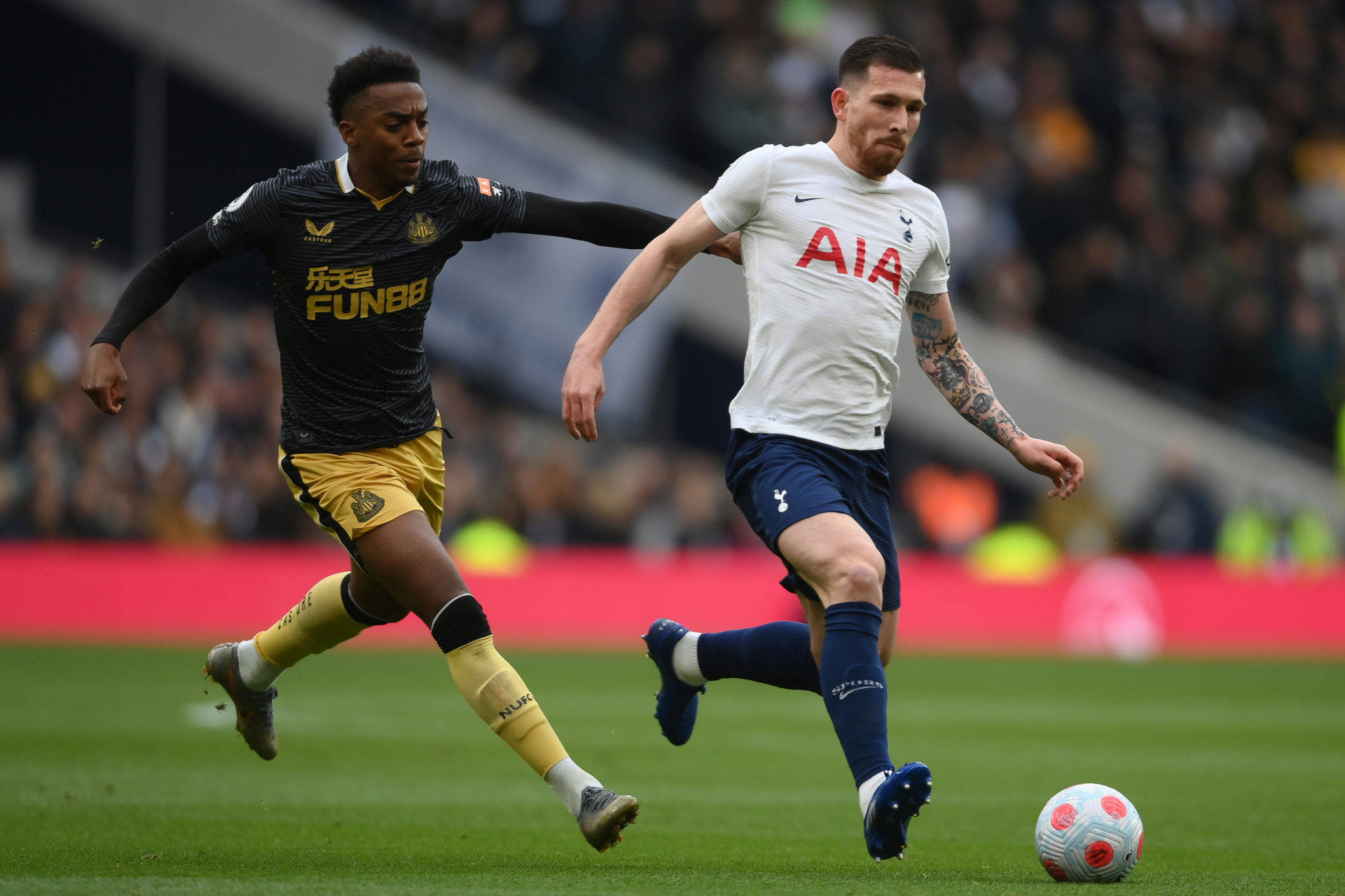  全明星赛赛程吃紧；纽卡斯尔今晨临场应变；底气十足；心理建设被强调