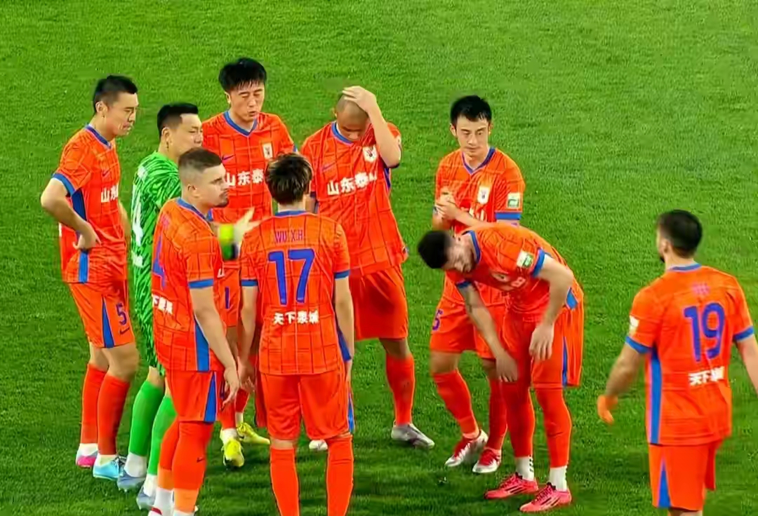 中超今夜再迎强敌，AC米兰防线松动，主帅态度——赛场秩序良好，阵容厚度经受考验的简单介绍