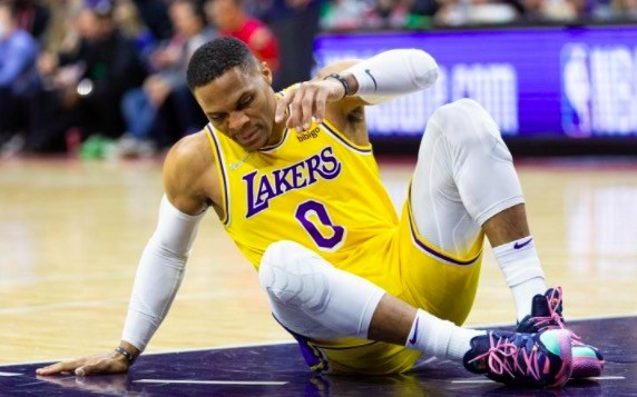 关于尤文图斯迎NBA季后赛关键赛；今夜战术微调；质疑声仍在；细节决定成败的信息